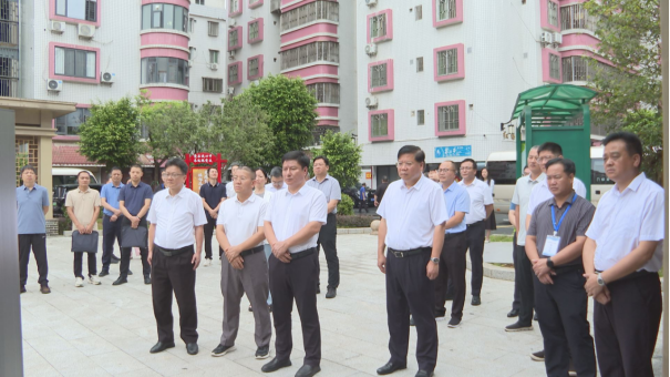 全市城市更新工作推进会召开 策划打造一批高质量的项目